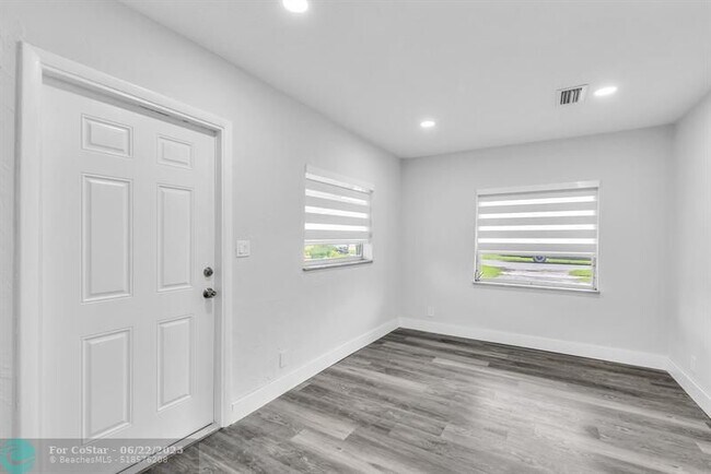 Building Photo - 1351 NW 54th Ave