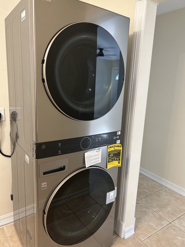 New washer/dryer - 6793 4th St