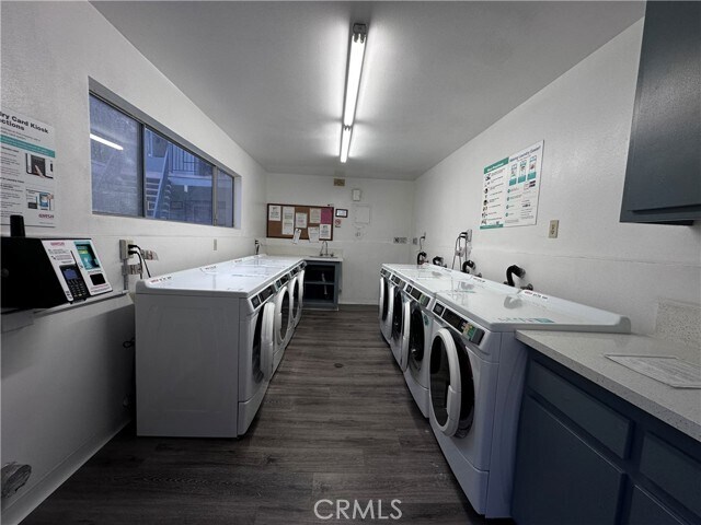 Building Photo - 2502 Manhattan Beach Blvd