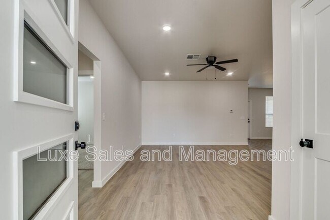 Building Photo - 8301 NW 163rd Ter