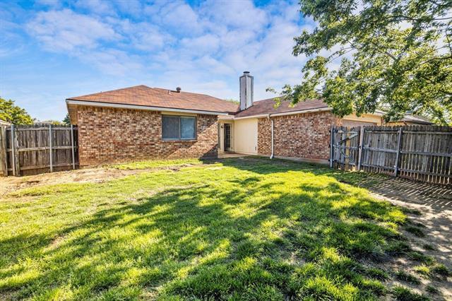 Building Photo - 604 Rawhide Ct