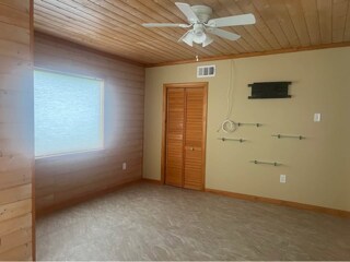 Building Photo - 3715 Beechwood Dr