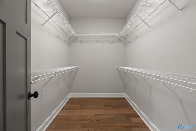 Building Photo - 26 Cobbs Cove Way SE