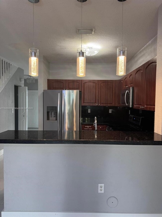 Building Photo - 8420 SW 150th Ave