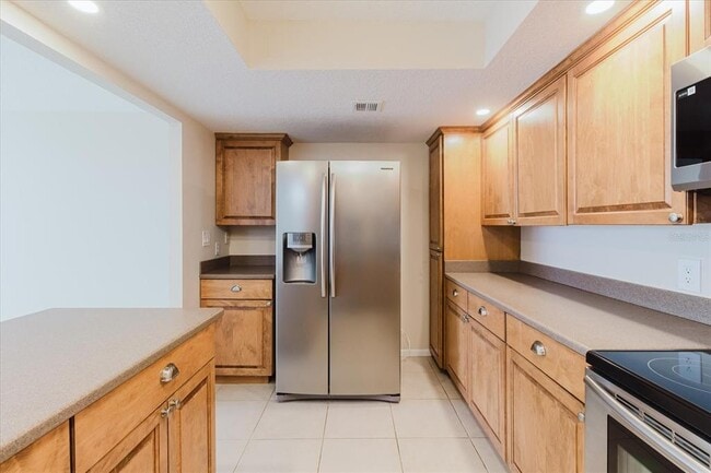 Building Photo - 100 Oakmont Ln