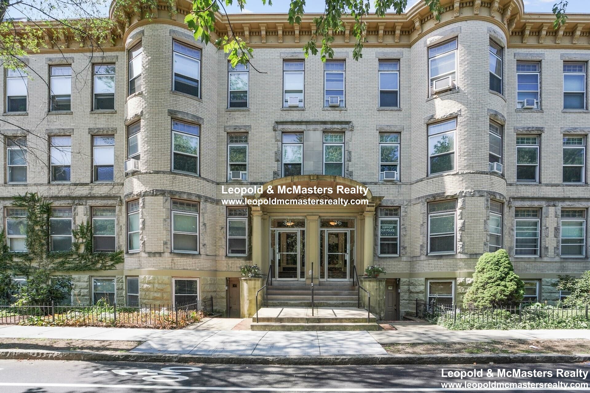 Building Photo - 36 Winchester St