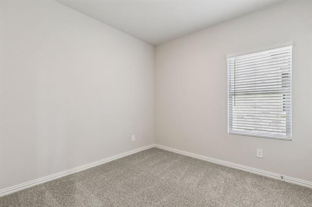 Building Photo - 3407 High Valley Dr