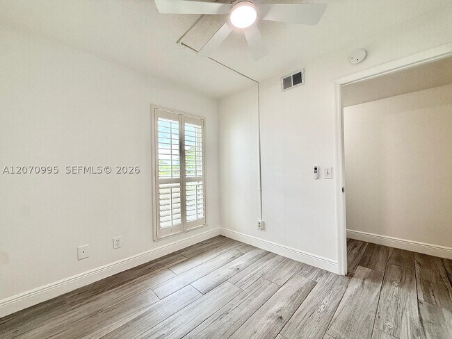 Building Photo - 277 Cypress Point Dr