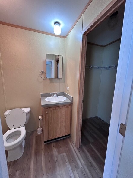 Building Photo - 4 Fawn Hl