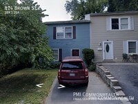 Building Photo - 614 Brown St