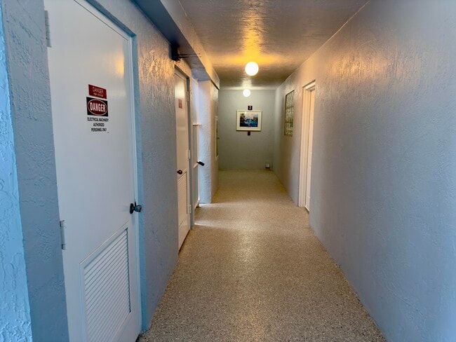 Building Photo - 5962 Morningstar Cir