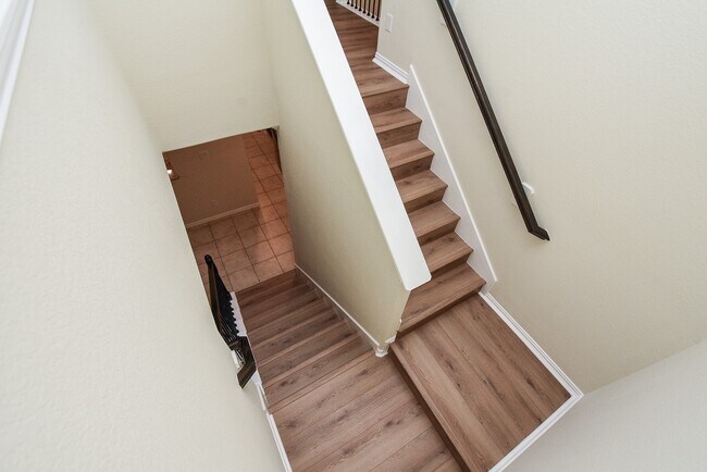 Building Photo - 18618 Weeping Spring Dr