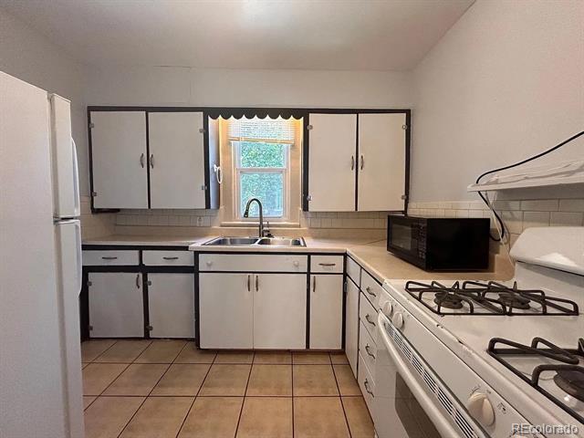 Building Photo - 2265 S Humboldt St