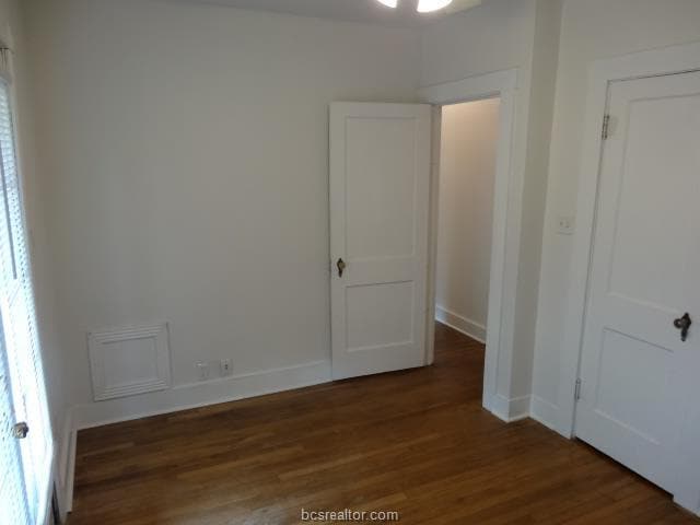 Building Photo - 402 Ayrshire St