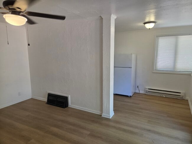 Building Photo - 643 E 300 S
