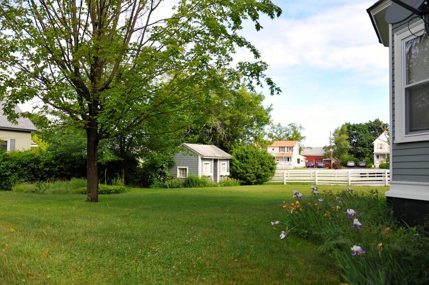 Building Photo - 90 Longwood Avenue