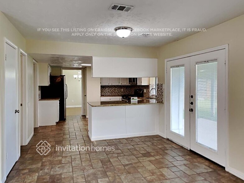 Building Photo - 3138 Mesquite Dr