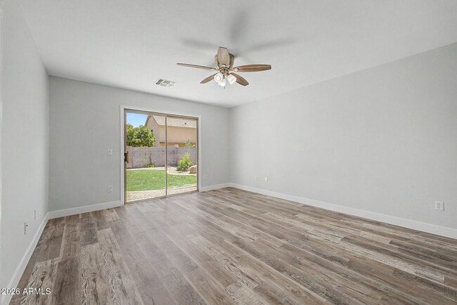 Building Photo - 2423 E Winged Foot Dr