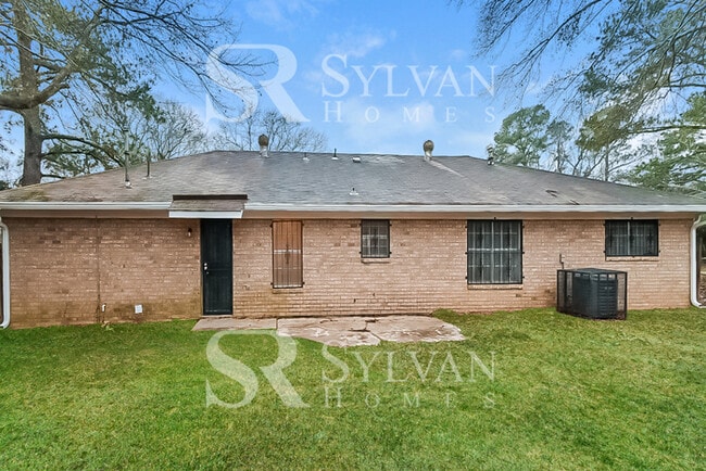 Building Photo - At Last, This Is What You Have Been Searching For!