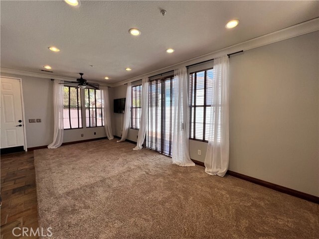 Building Photo - 28038 Via De Costa