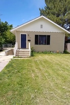 Building Photo - 327 N 300 W