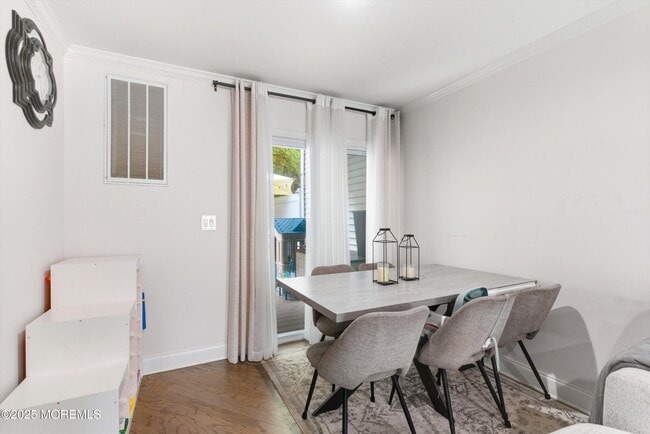 Building Photo - 19 Horseshoe Ct