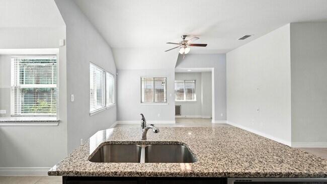 Building Photo - 490 Nautical Lp