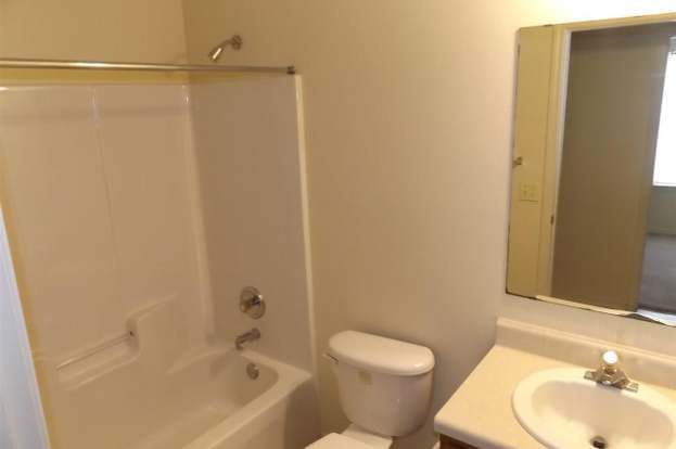 Building Photo - 504 Ashwood Ln