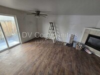 Building Photo - 2822 SW Juniper Ave