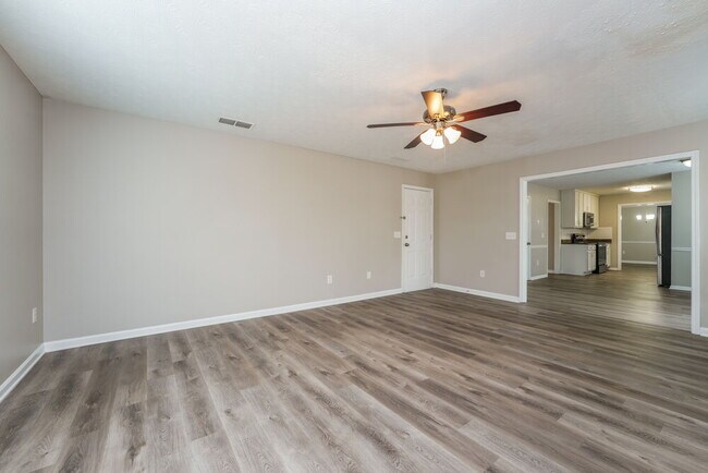 Building Photo - 3470 Garden Mist Cir