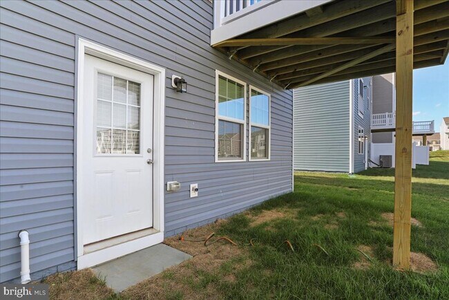 Building Photo - 100 Stafford Pl