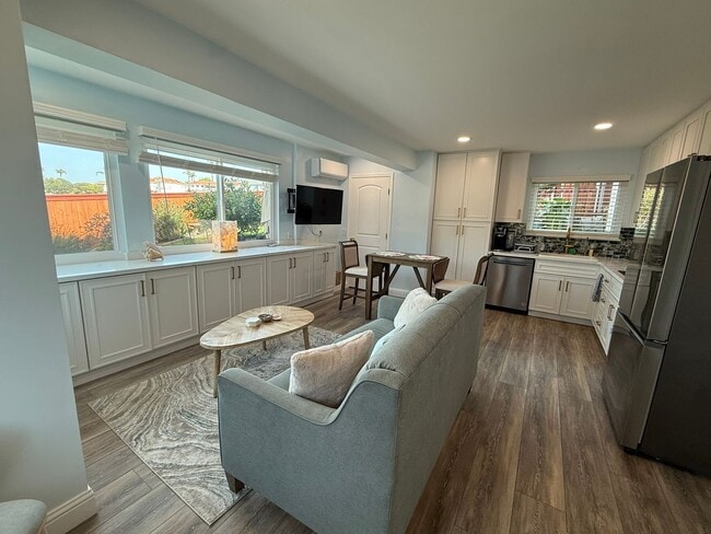 Building Photo - Stylish Cozy One Bedroom in Pismo Beach