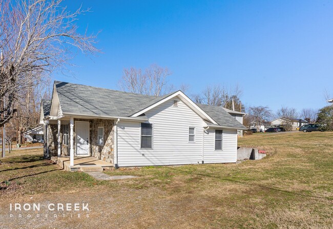 Primary Photo - Charming 3-Bedroom Home in Woodfin