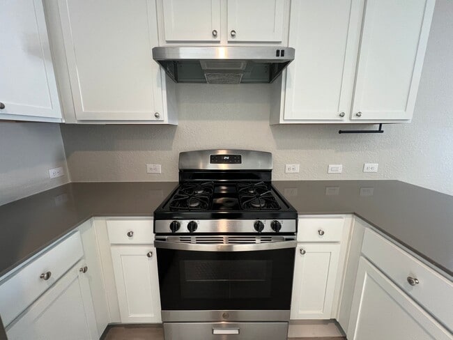 Building Photo - Beautiful 3/2 located in Marion, Tx