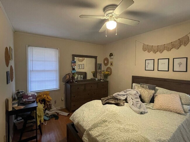 Building Photo - 18-20 Milledge Ct