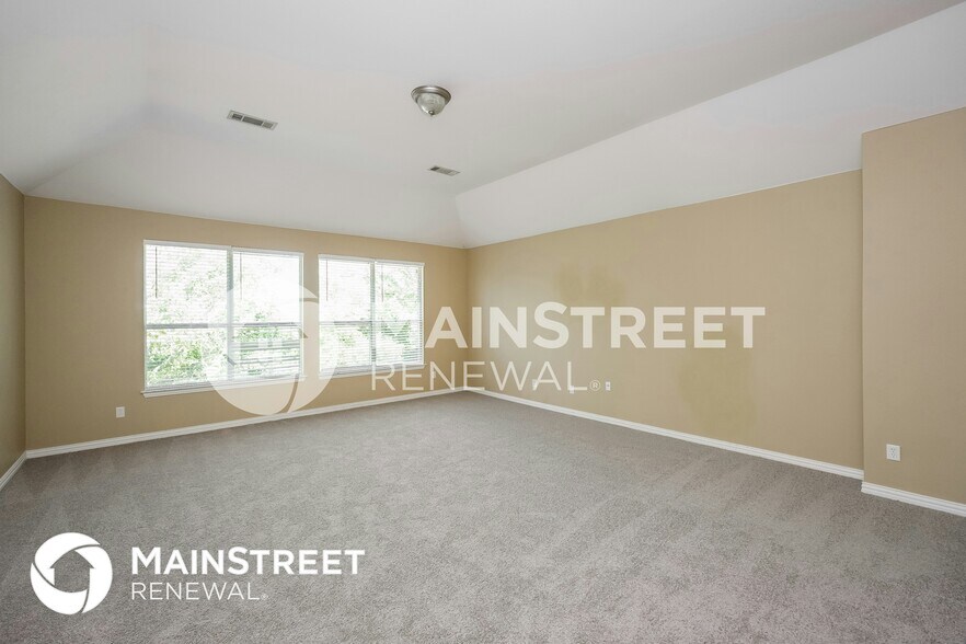 Building Photo - 1229 Carriage Creek Dr