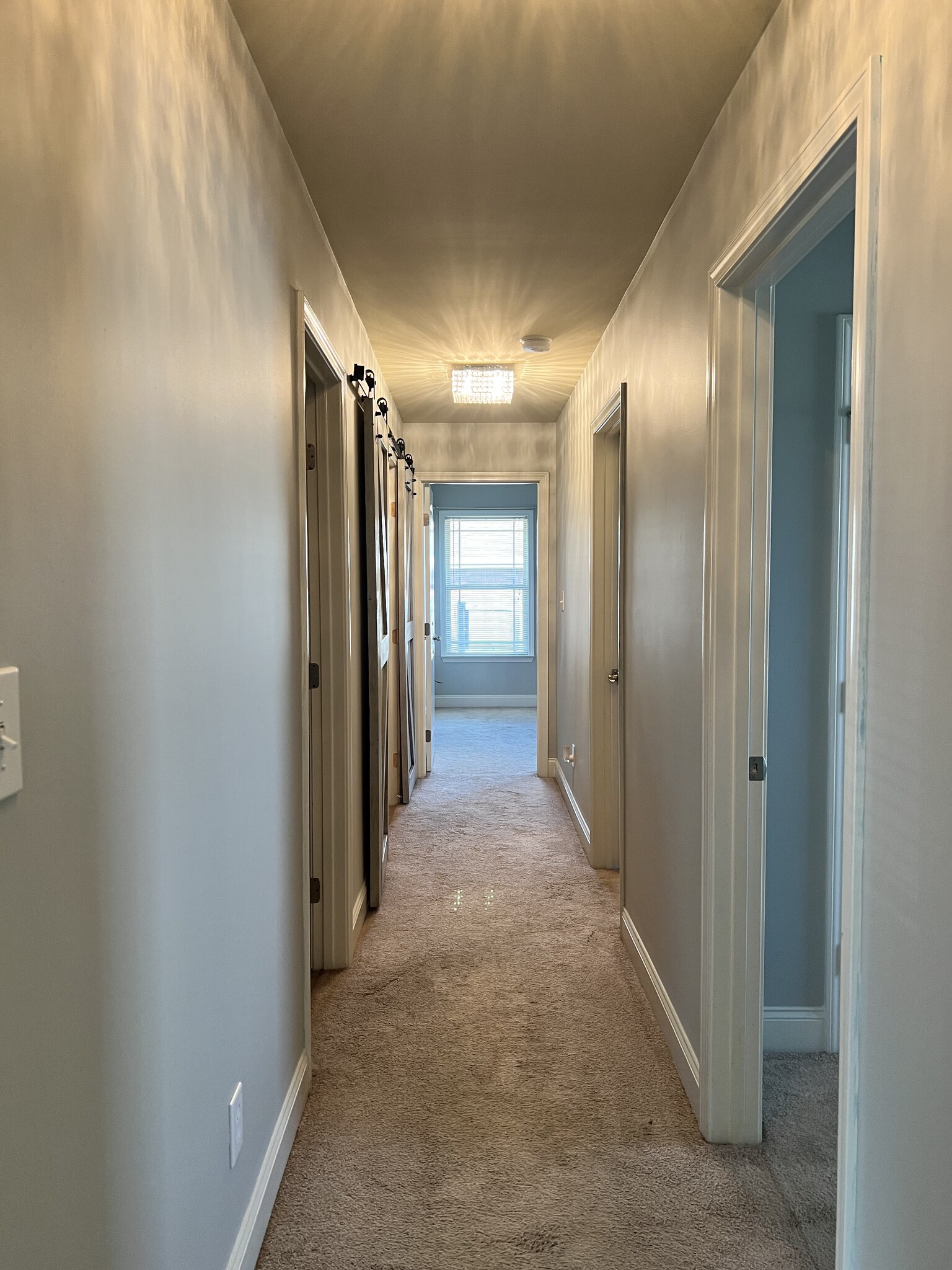 Building Photo - 253 Village Springs Dr