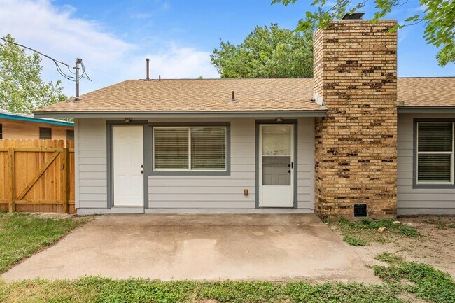Building Photo - 8408 Staunton Dr