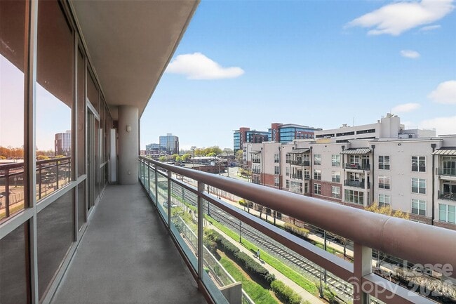 Building Photo - 315 Arlington Ave