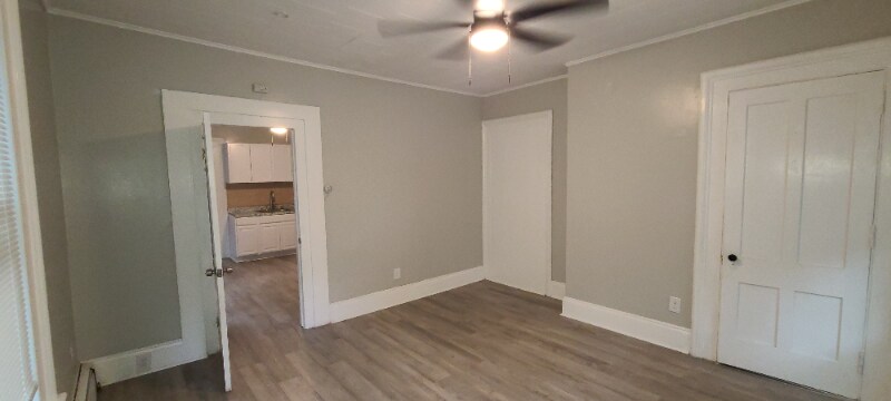 Building Photo - 1335 Park Ave