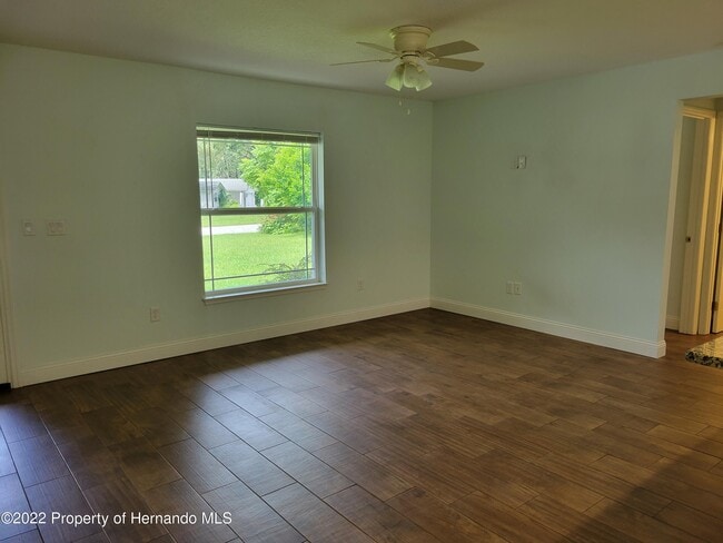 Building Photo - 1182 Hallcrest Ave