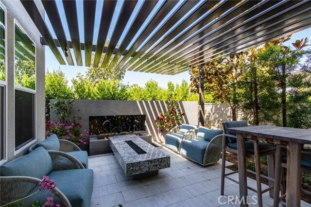 Building Photo - 141 Parkland Aly