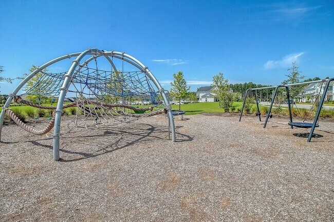 Building Photo - 110 Crimson St