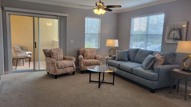 Building Photo - Seasonal/short term only 2/2 ground floor condo downtown Sarasota at Villagio!