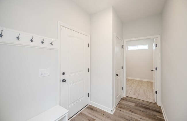 Building Photo - 5270 Copse Dr