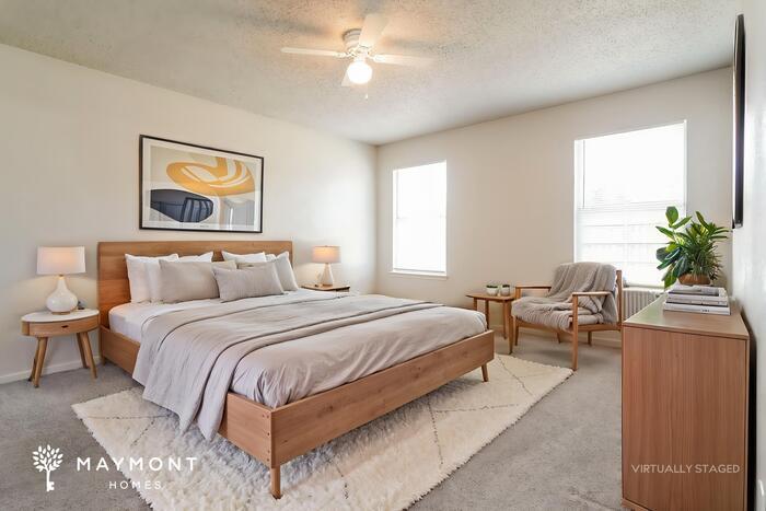 Building Photo - 2111 Dandelion Dr