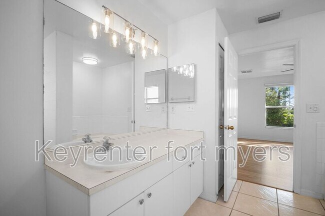 Building Photo - 3011 50th St SW