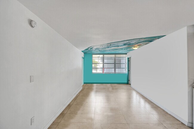 Building Photo - 2750 NE 183rd St