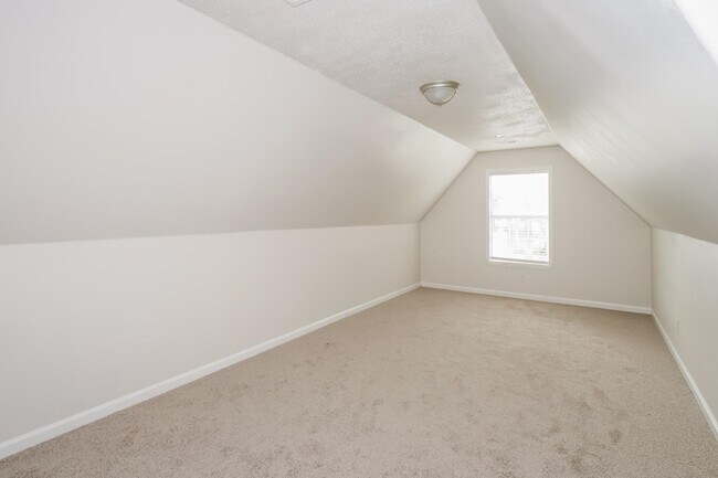 Building Photo - 1008 Leconte Gap St