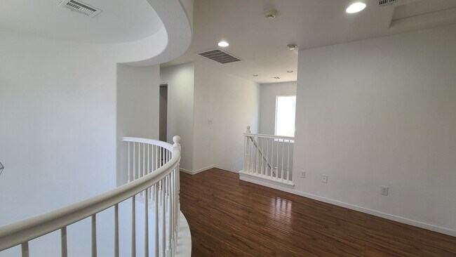 Building Photo - 3 Bedroom home in Southwest Las Vegas